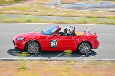 media/May-04-2024-Team Topak Racing (Sat) [[1dff1aa745]]/Inter Low 2/Session 2/